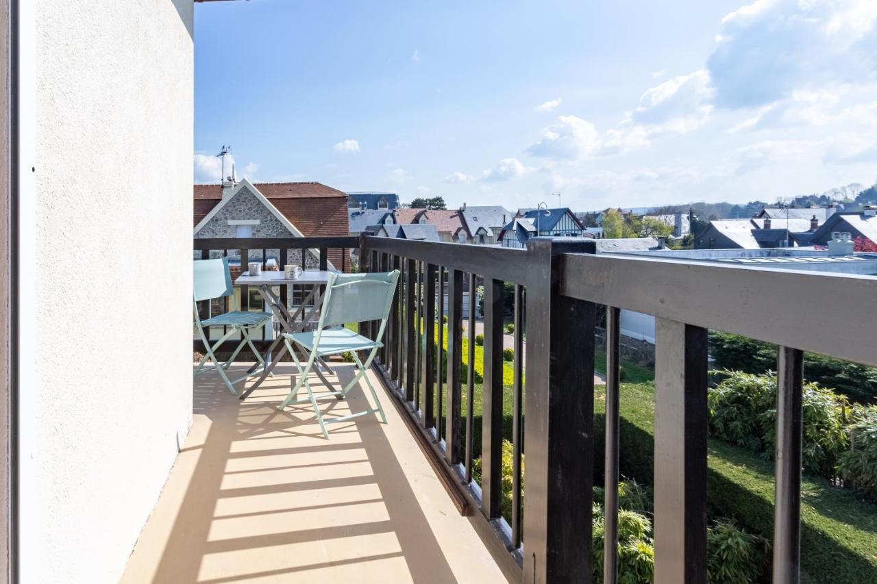 Le Carrousel - Appartement Avec Studio Attenant Deauville Dış mekan fotoğraf